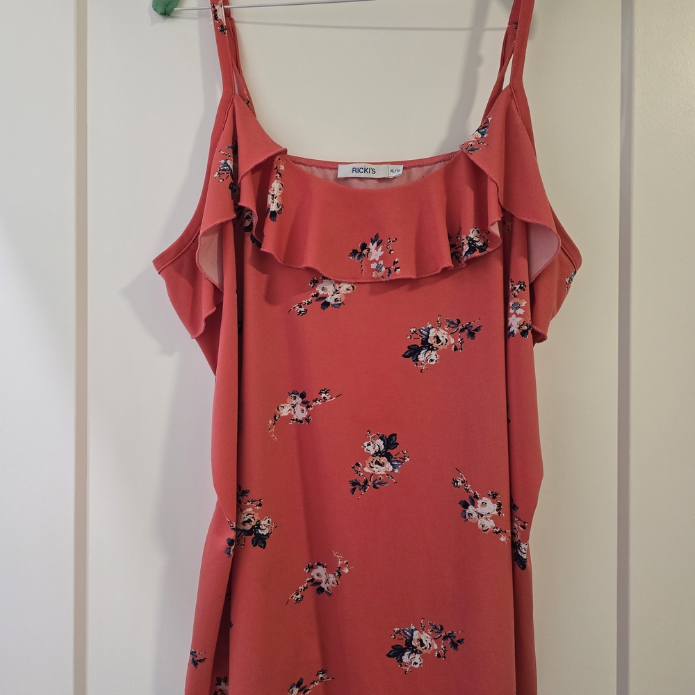Ricki's Coral Top